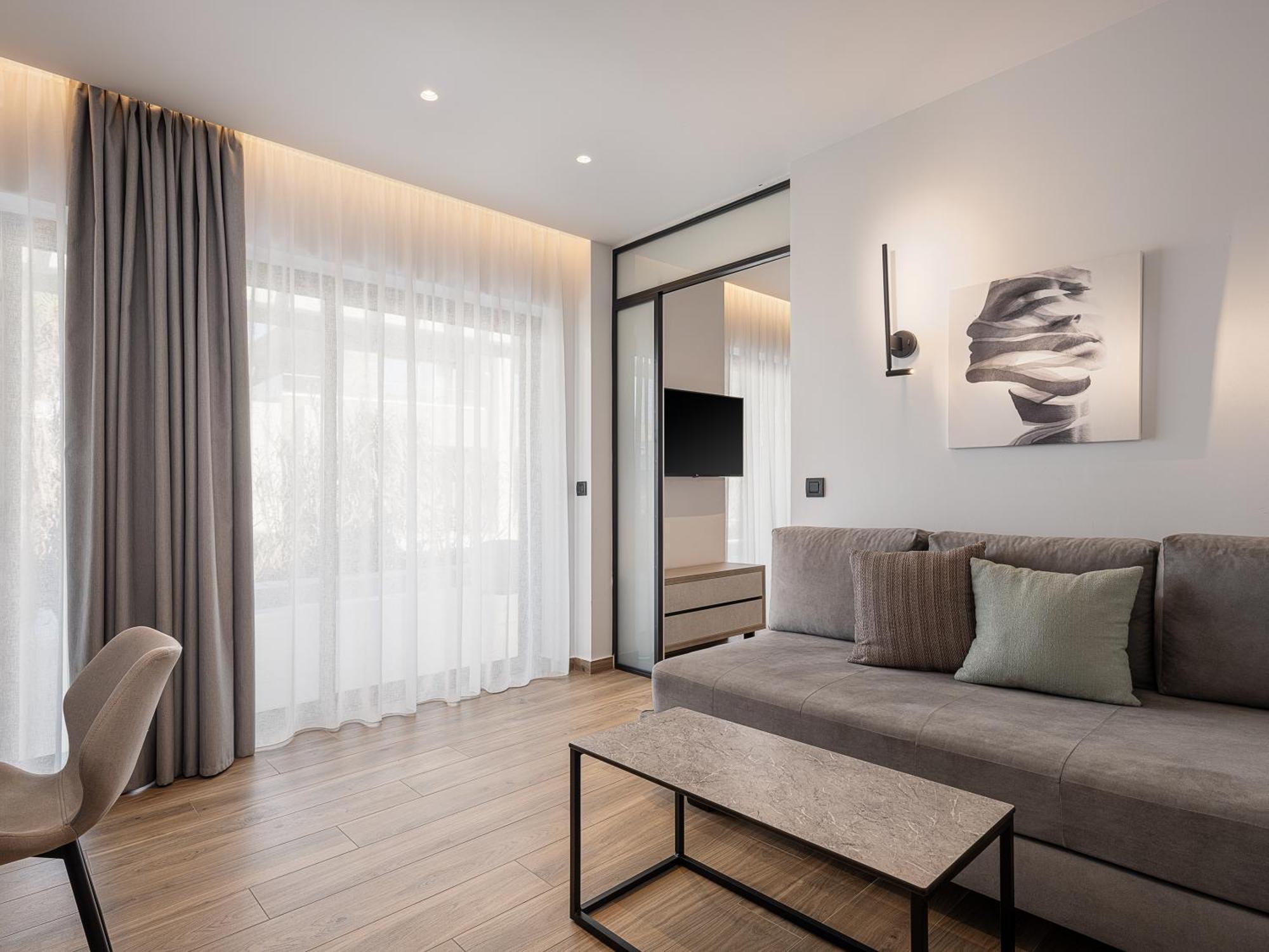 Otel Myrion & - Adults Only